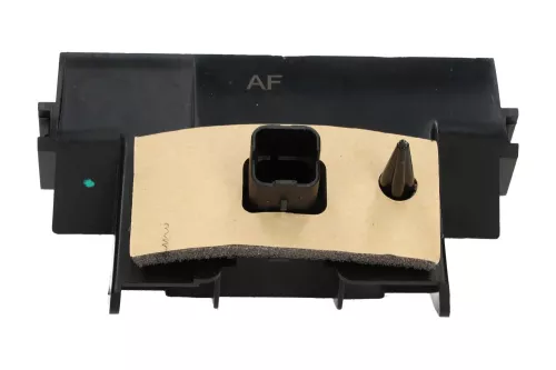 7-Personen / Deckelöffner über Nummernschild / Siehe 8726V7